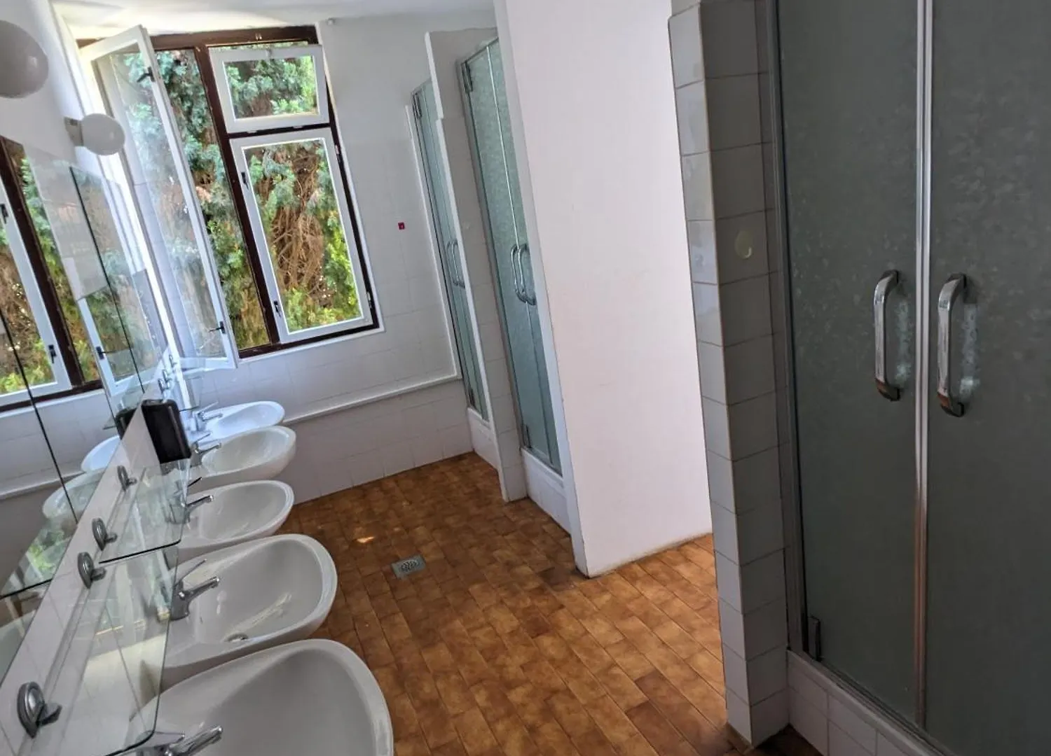 Youth Hostel Pinesta Novigrad   Novigrad (Istria)