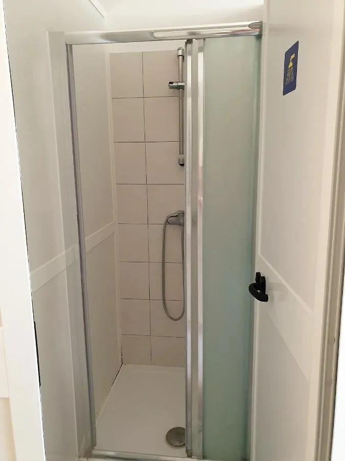 Youth Hostel Pinesta Novigrad