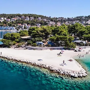Kamp Rozac Kompleks wypoczynkowy Trogir