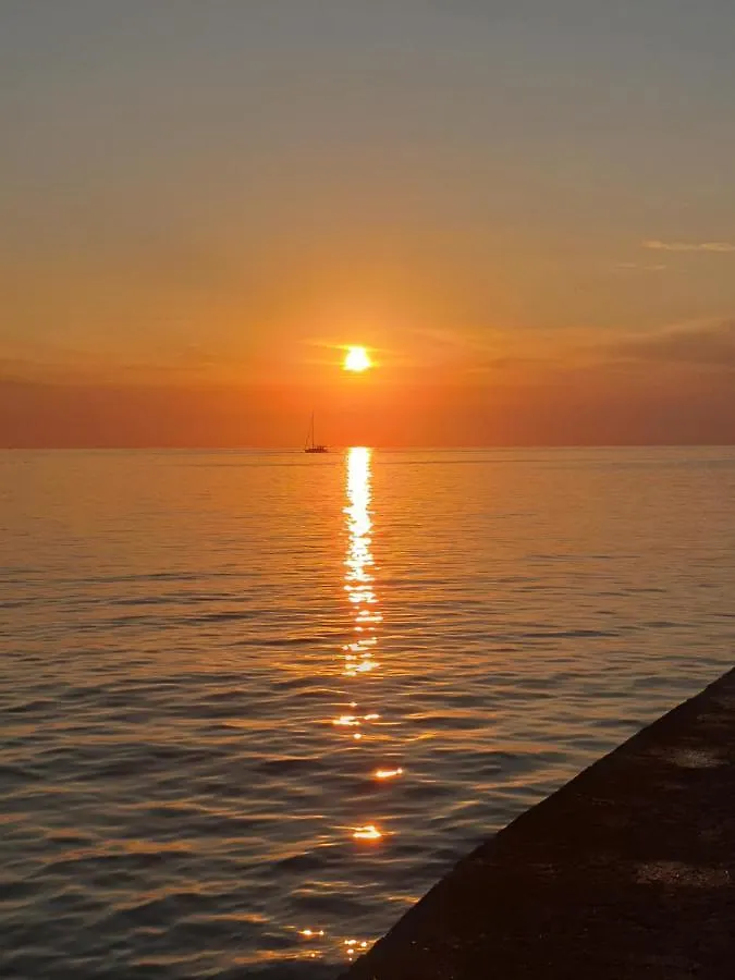 Youth Hostel Pinesta Novigrad